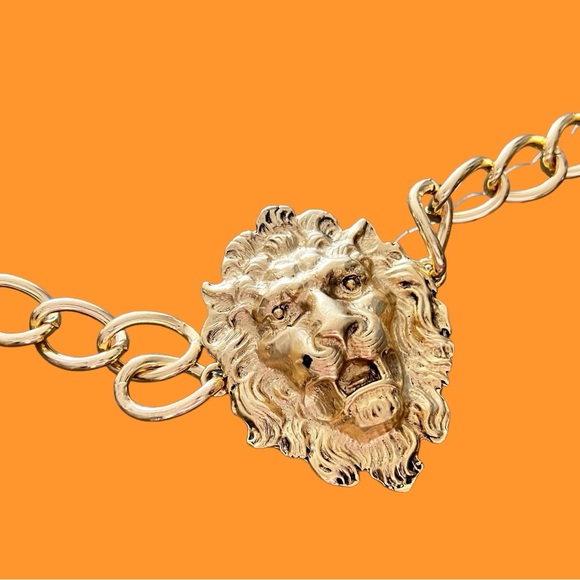Yochi Lion's Head Chain Belt NWT *price firm* - Picture 3 of 4